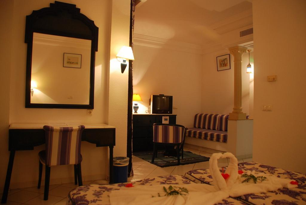 Hotel Joya Paradise & 4*